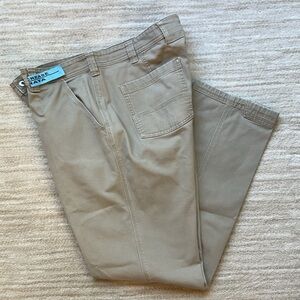 Duluth Flex Fire Hose Standard Fit Foreman Pants Khaki Size 38” x 34” Item 23723